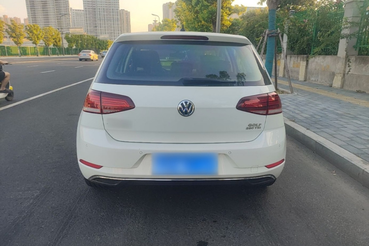 Volkswagen Golf 2020 #6 Volkswagen Golf 2020 car image #6