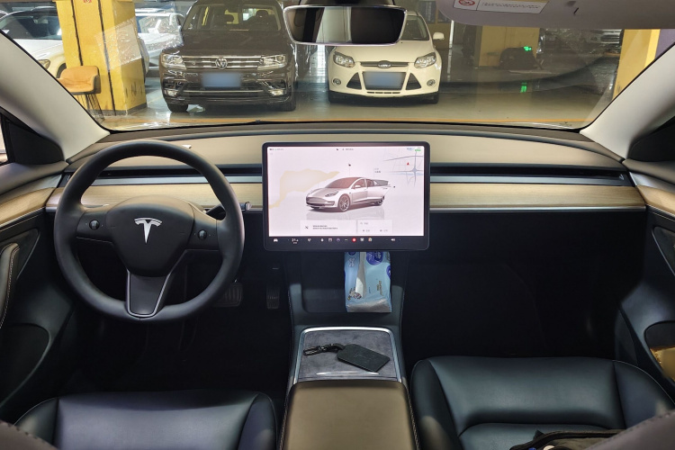 Tesla Model 3 2023 #10 Tesla Model 3 2023 car image #10