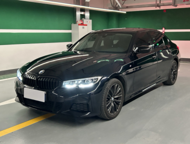 BMW 3 Series 2022 汽车图片 