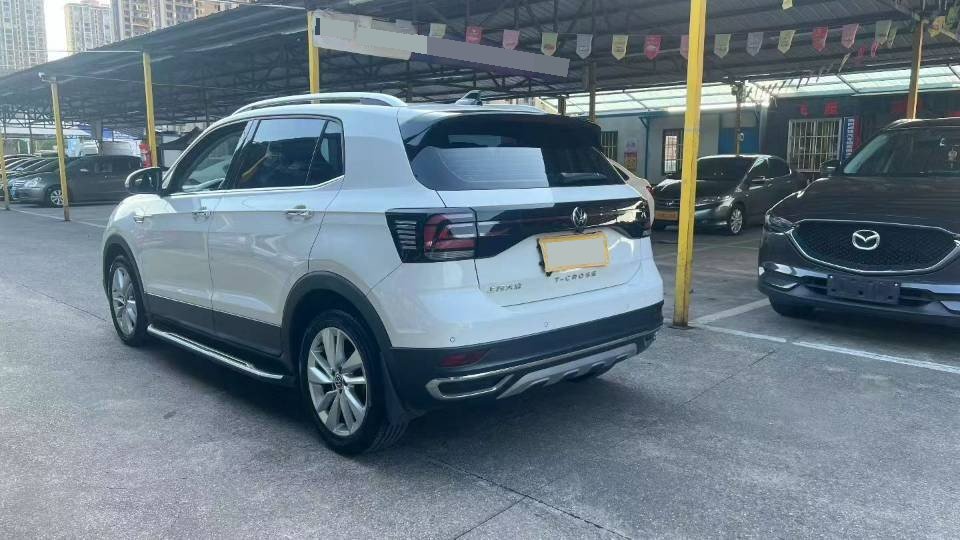 Volkswagen T-Cross 2021 #6 Volkswagen T-Cross 2021 car image #6