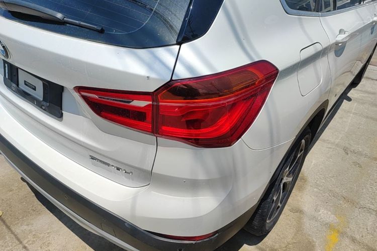 BMW X1 2019 car image #8