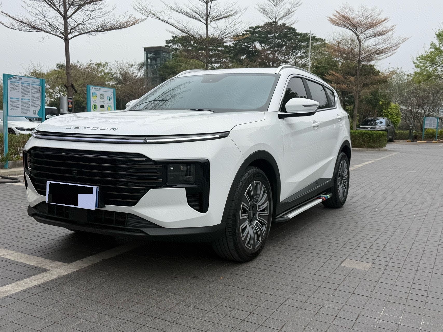 Jetour X70 PLUS 2024 Jetour X70 PLUS 2024 car image
