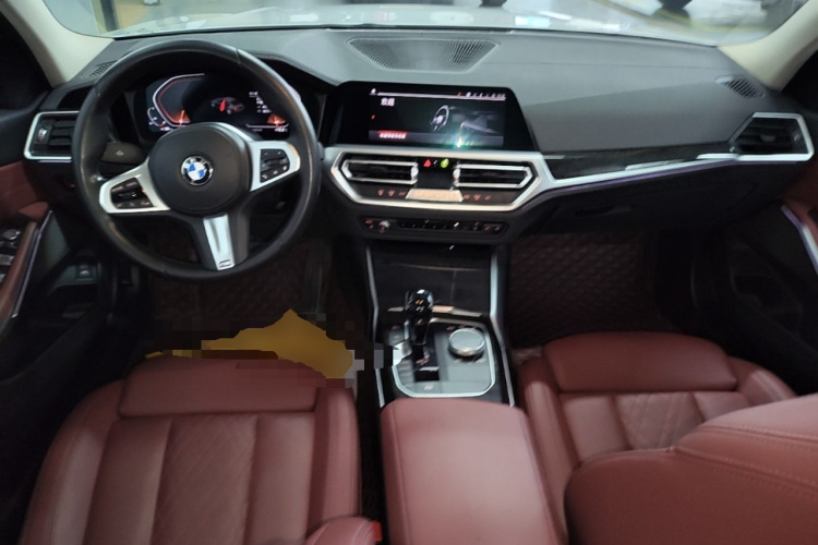 BMW 3 Series 2022 car image #10