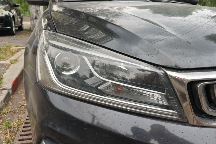 GEELY Emgrand 2019 #8 GEELY Emgrand 2019 car image #8