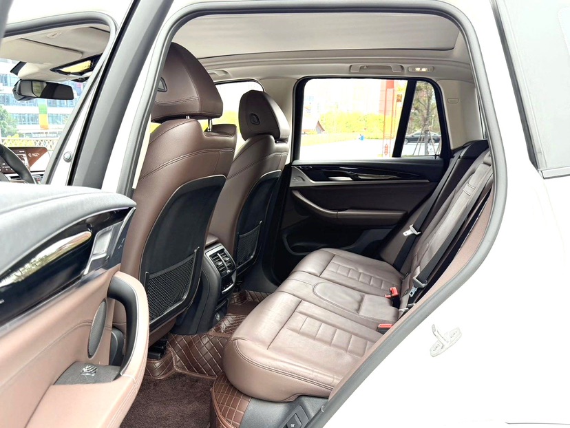 BMW X3 2019 #10 BMW X3 2019 car image #10