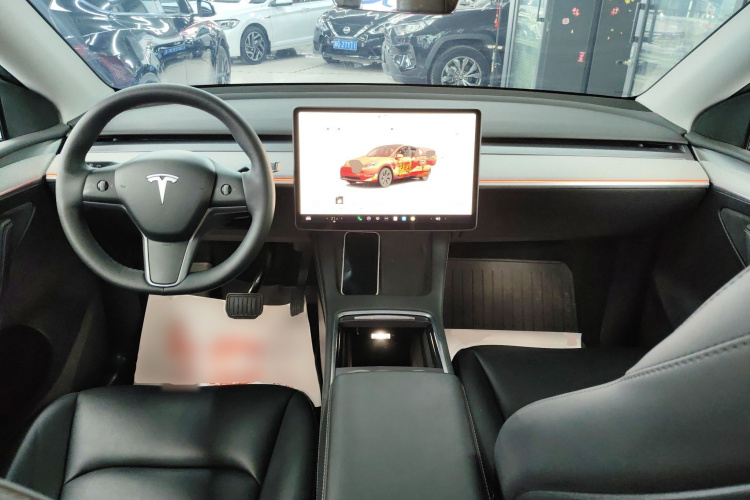 Tesla Model Y 2024 #10 Tesla Model Y 2024 car image #10