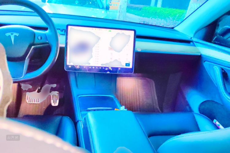Tesla Model Y 2022 immagine di auto #11