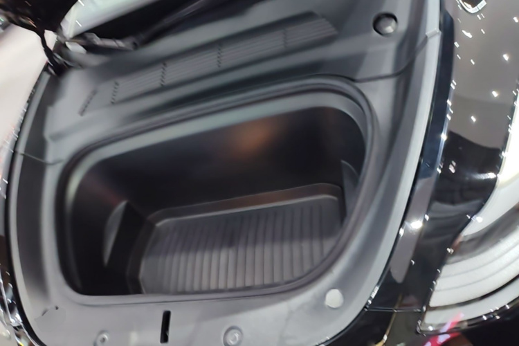 Tesla Model Y 2021 #20 Tesla Model Y 2021 car image #20