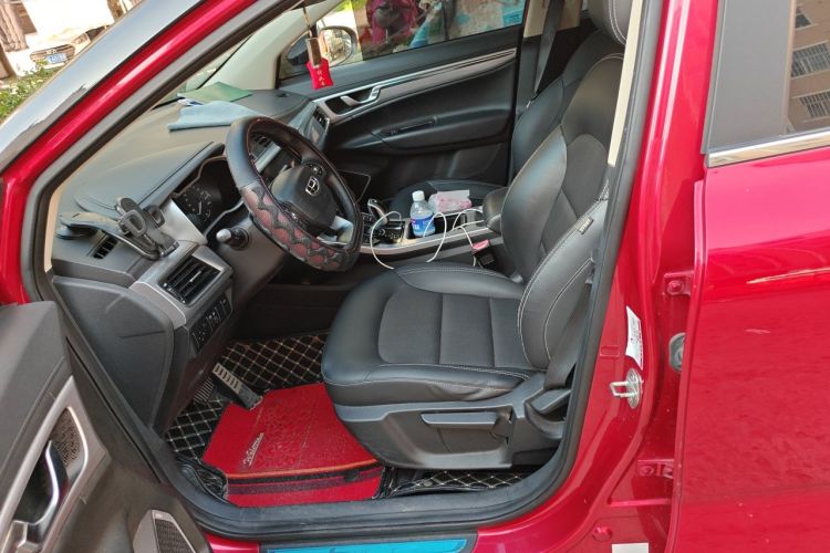 GEELY Emgrand GS 2019 #15 GEELY Emgrand GS 2019 car image #15