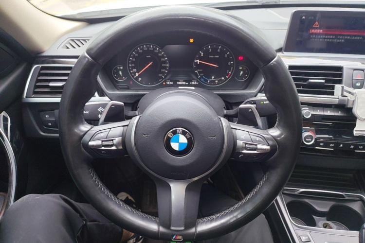 BMW 3 Series 2019 #15 BMW 3 Series 2019 car image #15