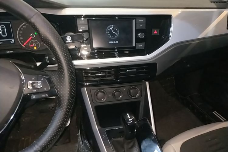 Volkswagen Polo 2020 immagine di auto #13