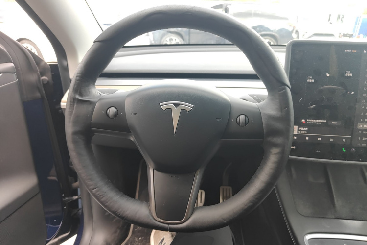 Tesla Model Y 2021 #11 Tesla Model Y 2021 car image #11