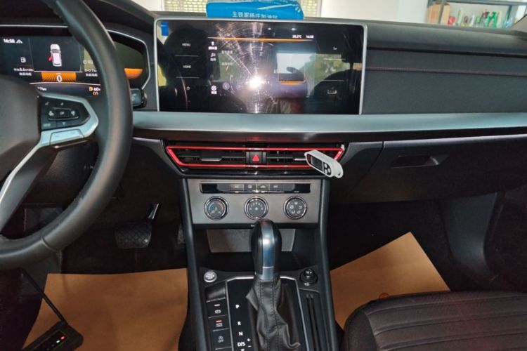Volkswagen Lavida 2022 car image #13