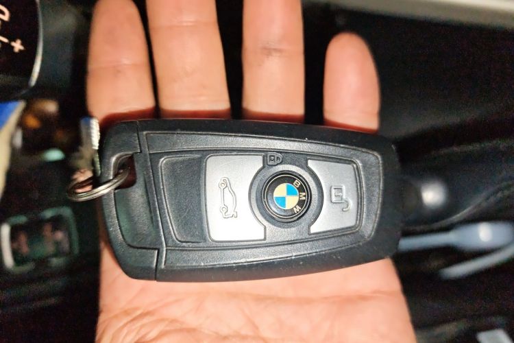 BMW 3 Series GT 2016 #11 BMW 3 Series GT 2016 car image #11