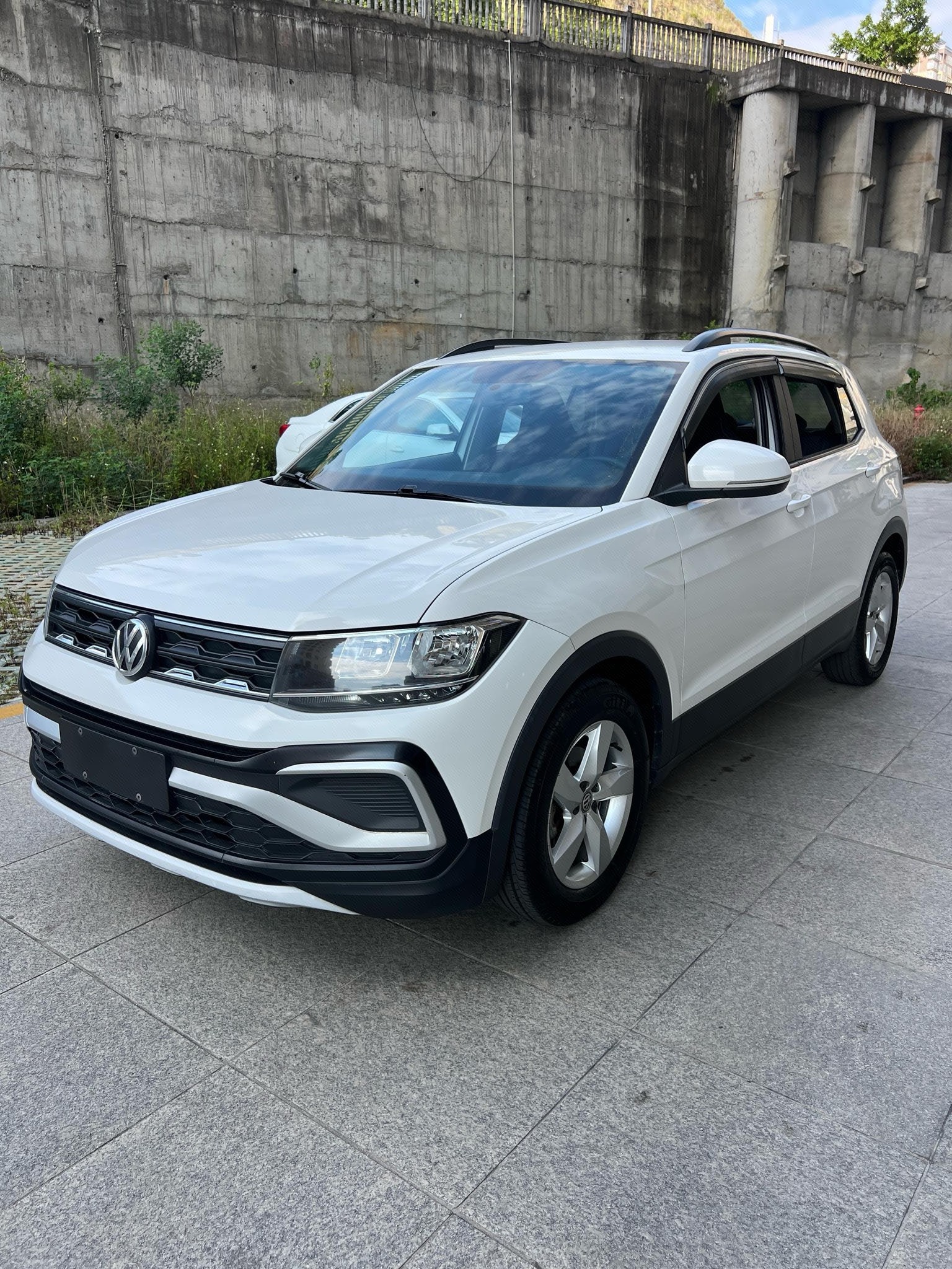 Volkswagen T-Cross 2019 Volkswagen T-Cross 2019 car image