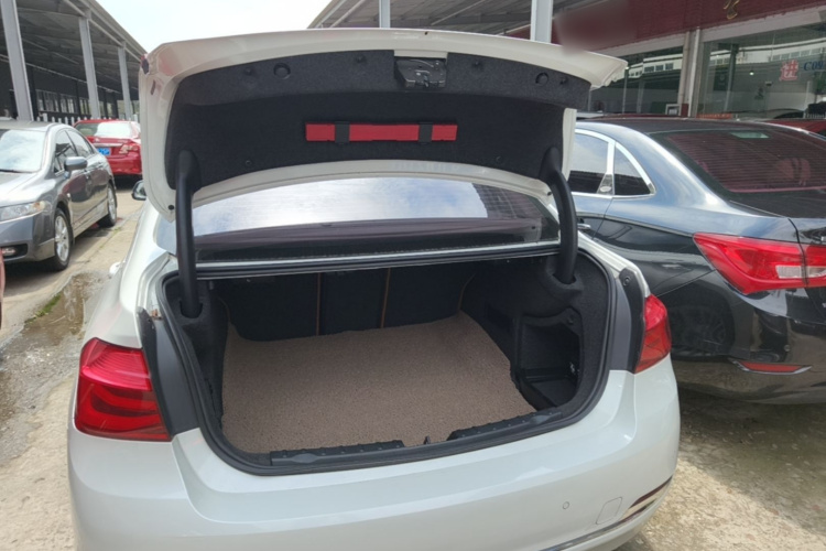 BMW 3 Series 2016 #19 BMW 3 Series 2016 car image #19