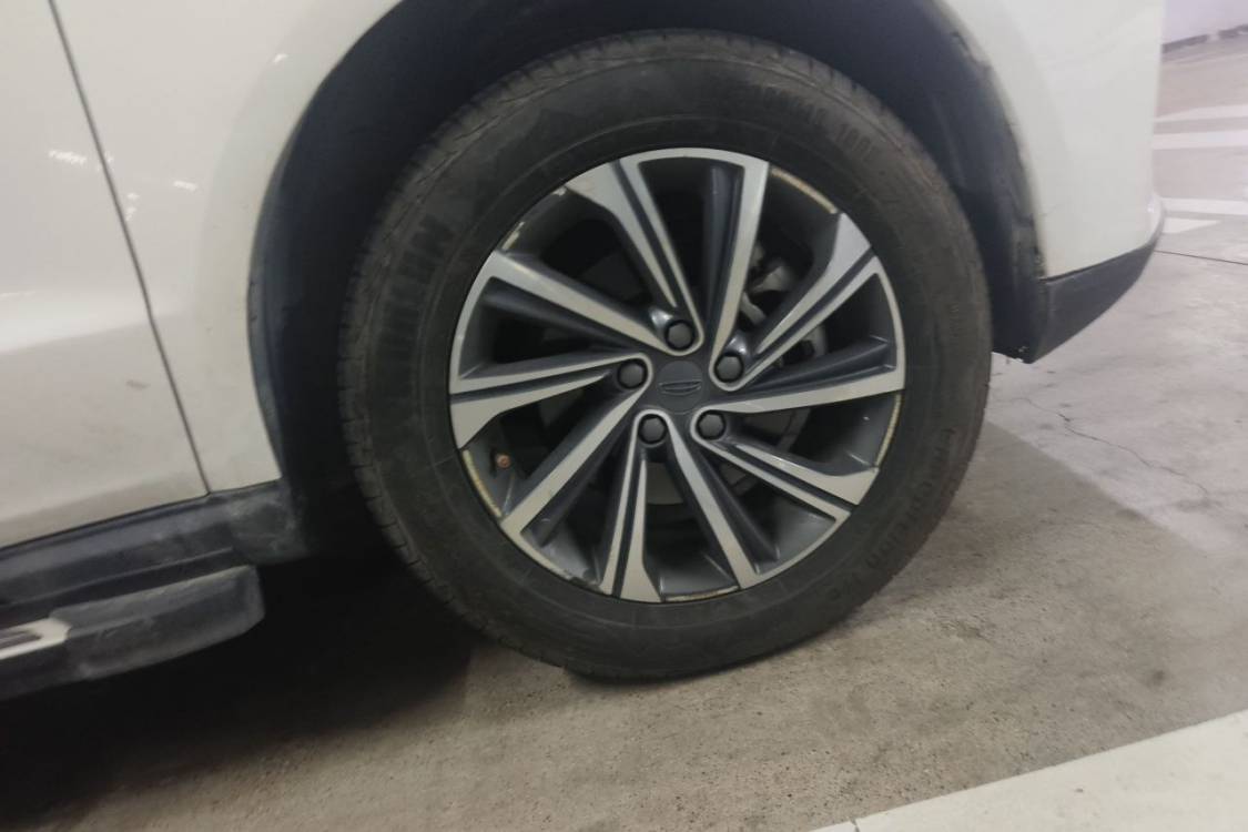 GEELY Vision X6 2019 car image #9