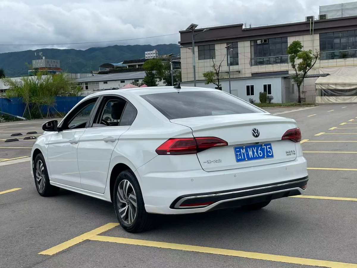 Volkswagen Bora 2023 car image #9