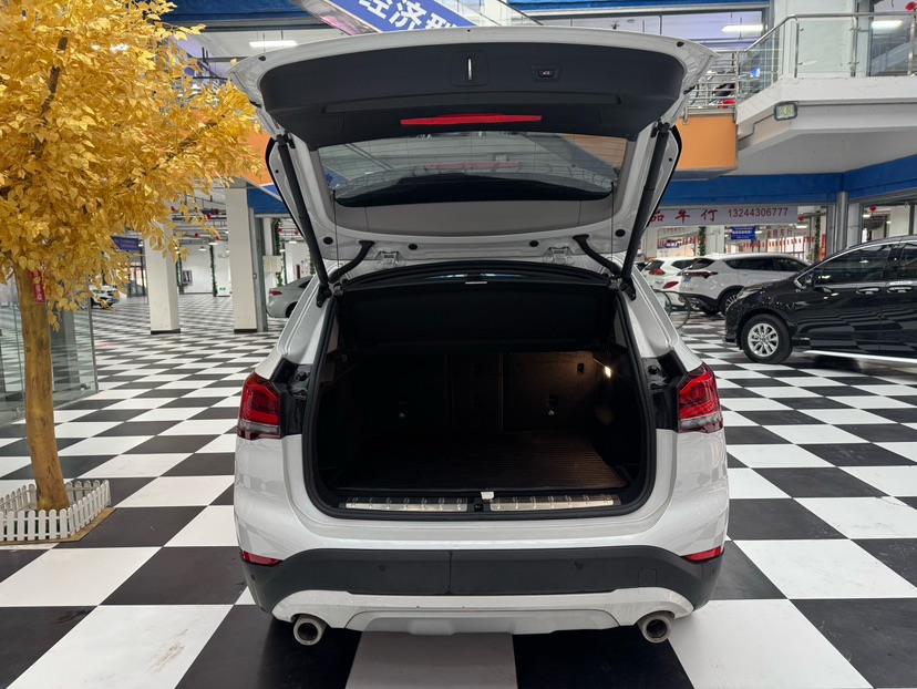 BMW X1 2022 #12 BMW X1 2022 immagine di auto #12