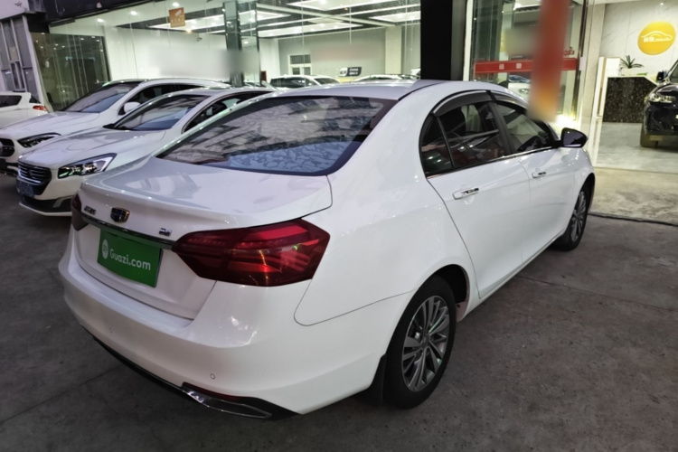 GEELY Emgrand 2018 car image #7