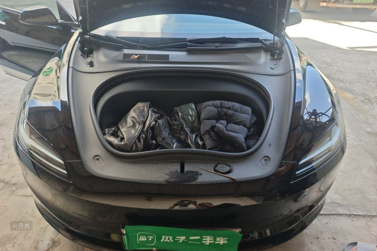 Tesla Model 3 2023 car image #22
