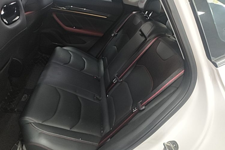 GEELY Emgrand S 2021 car image #17