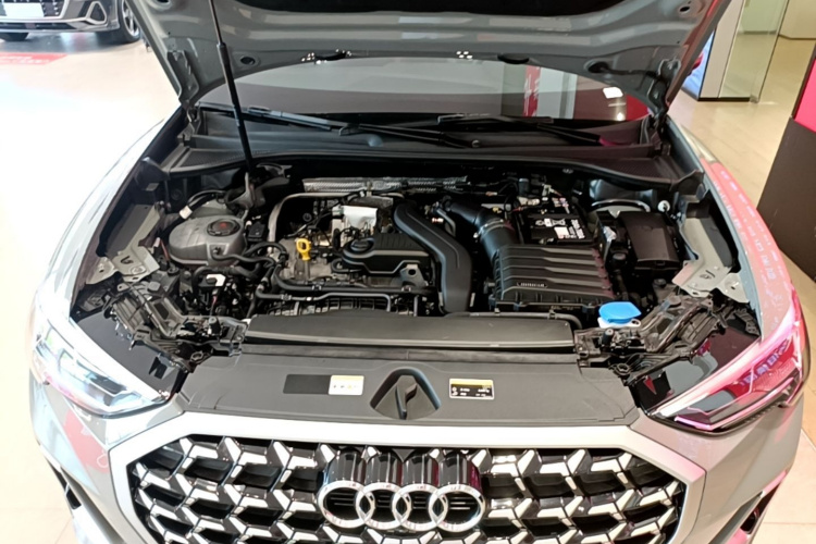 Audi Q3 2025 #20 Audi Q3 2025 car image #20