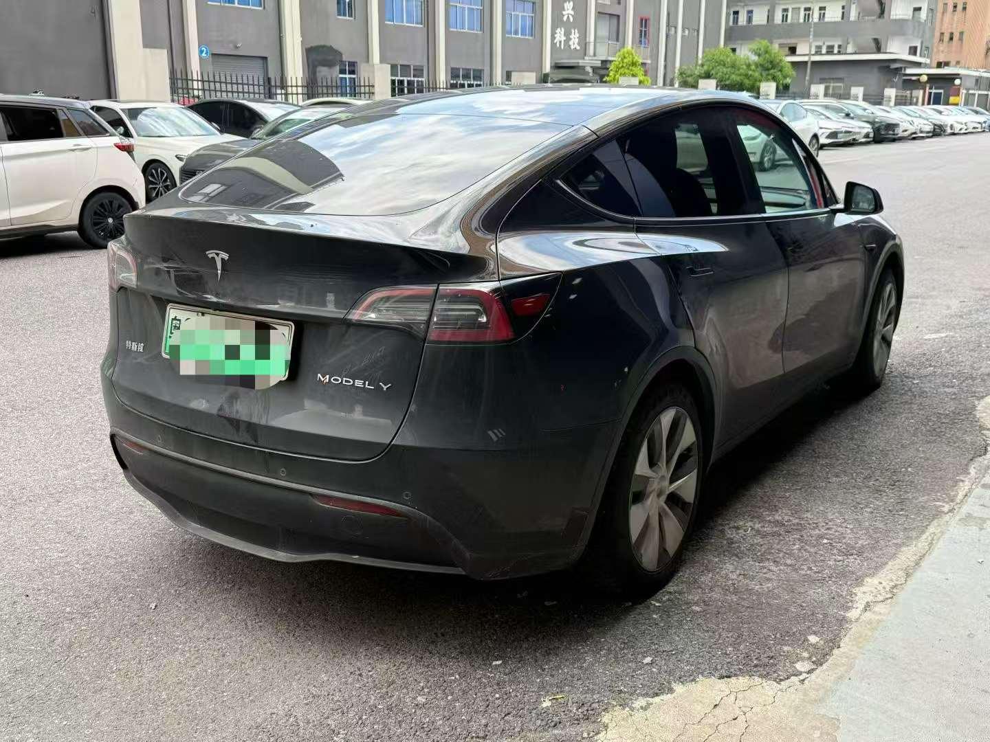 Tesla Model Y 2023 #7 Tesla Model Y 2023 immagine di auto #7
