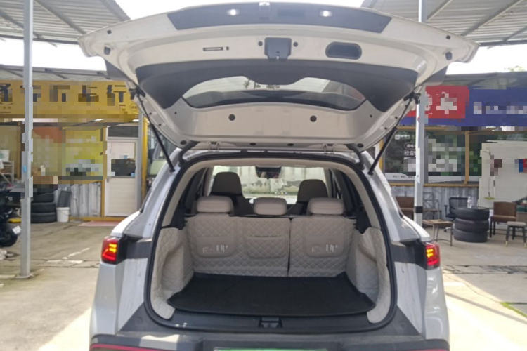 BYD YuanUP 2025 car image #19