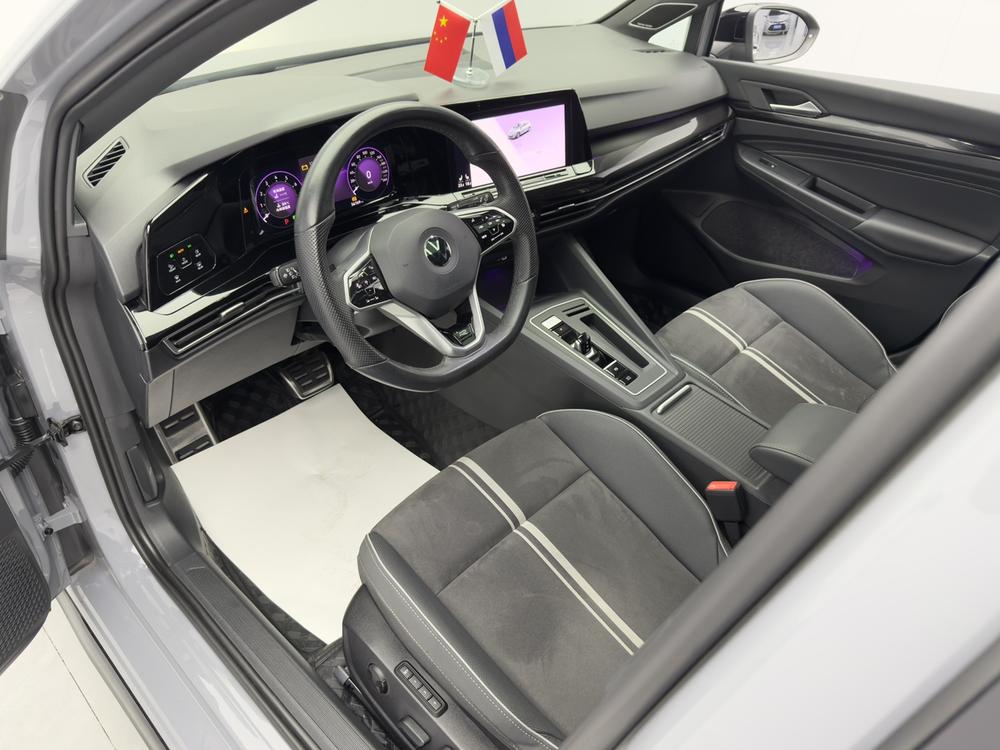 Volkswagen Golf 2023 #28 Volkswagen Golf 2023 صورة سيارة #28