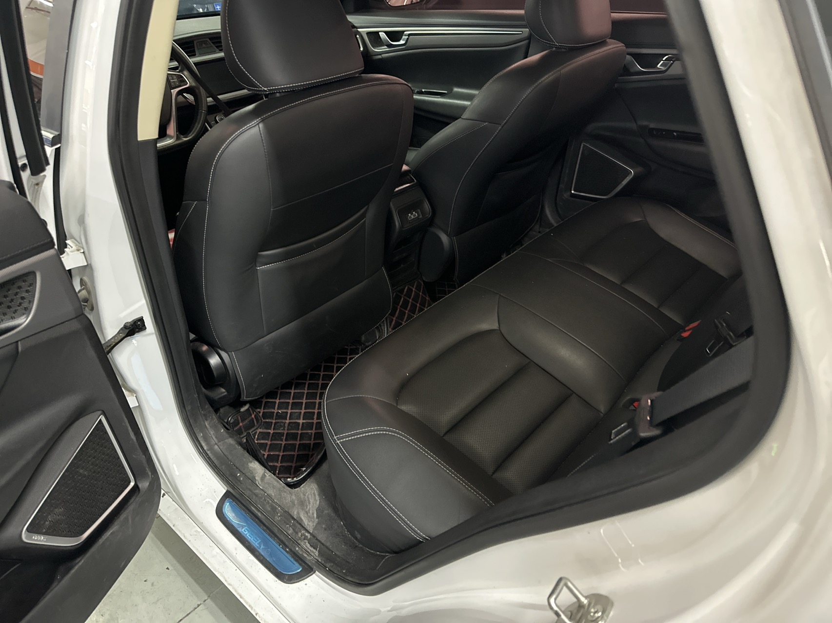 GEELY Emgrand GL 2018 صورة سيارة #4