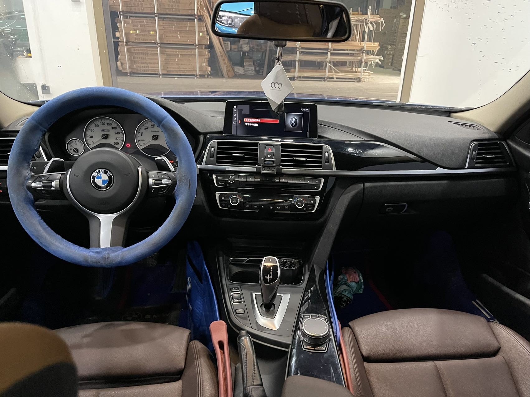 BMW 3 Series 2019 #6 BMW 3 Series 2019 صورة سيارة #6
