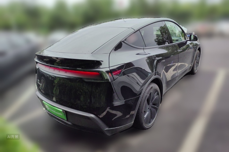 Tesla Model Y 2025 #7 Tesla Model Y 2025 car image #7