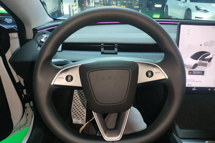 Tesla Model 3 2025 #15 Tesla Model 3 2025 car image #15