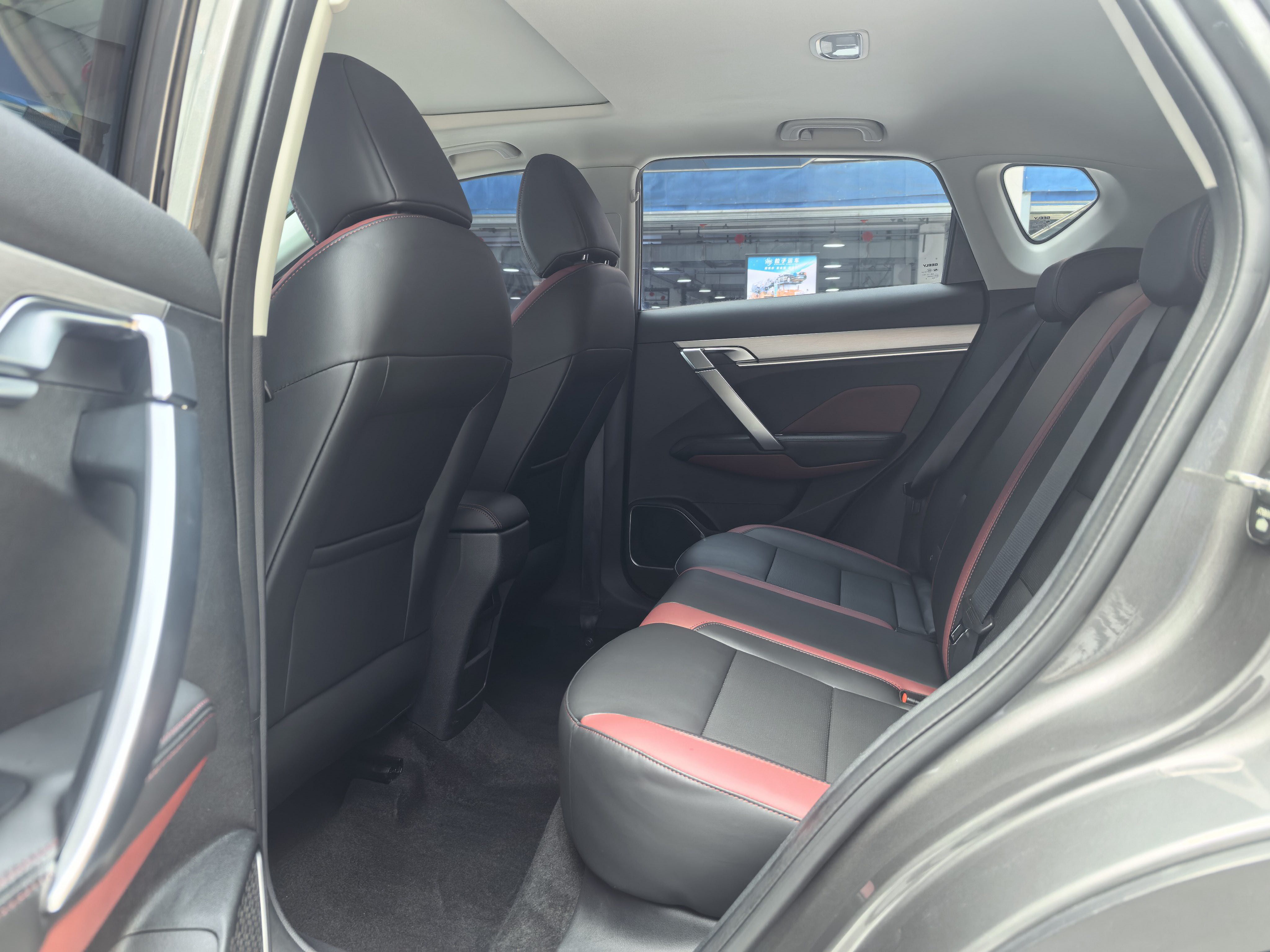 GEELY Coolray 2022 imagen de coche #6