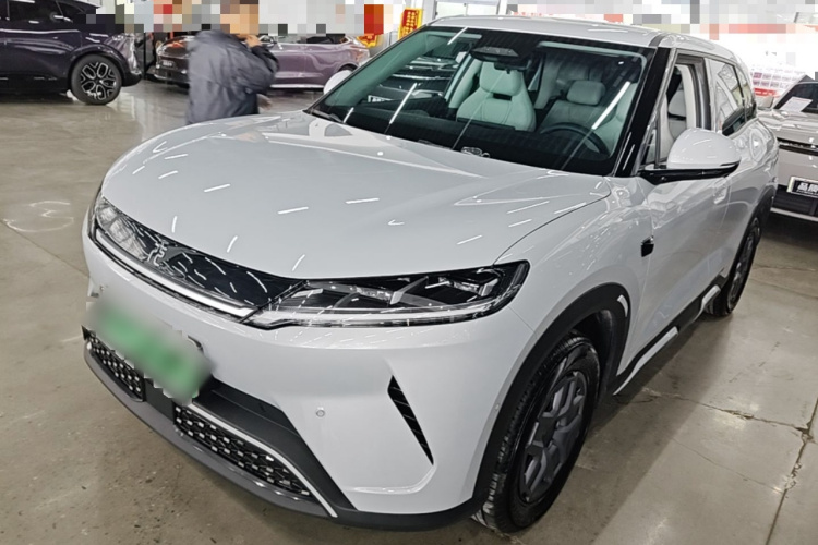 BYD YuanUP 2025 car image #2