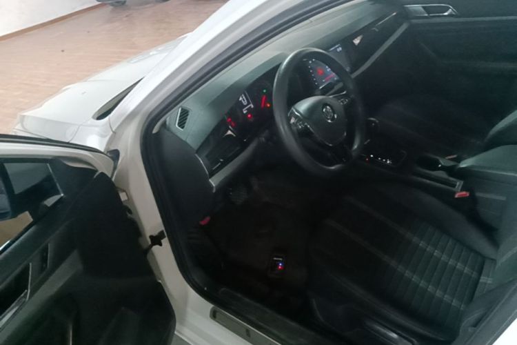 Volkswagen Lavida 2020 car image #16
