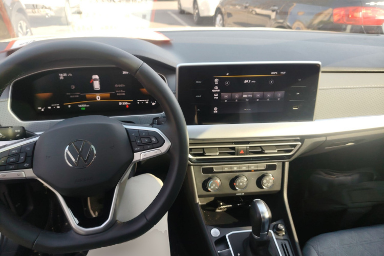 Volkswagen Lavida 2022 #11 Volkswagen Lavida 2022 car image #11