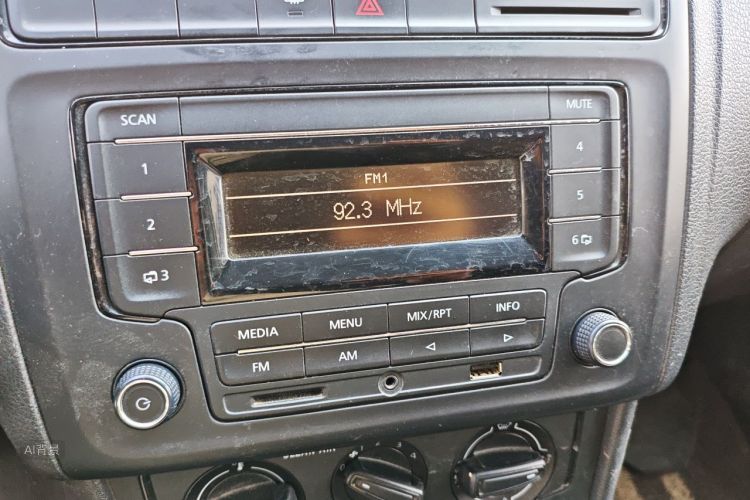 Volkswagen Polo 2018 #15 Volkswagen Polo 2018 car image #15
