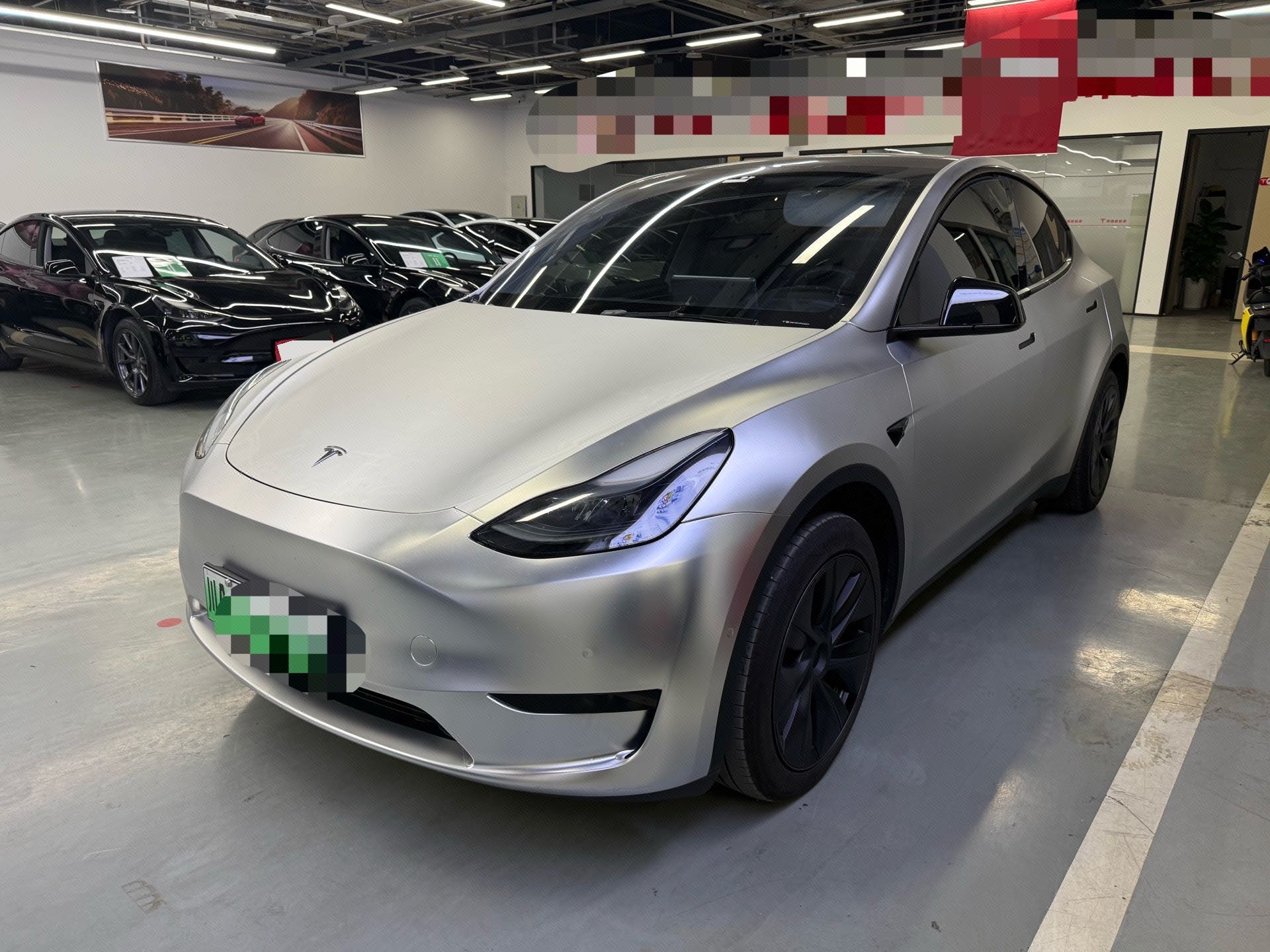 Tesla Model Y 2024 Tesla Model Y 2024 car image