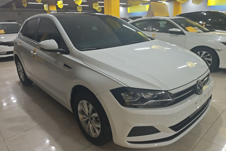 Volkswagen Polo 2023 car image #4