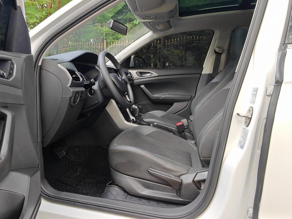 Volkswagen T-Cross 2020 #19 Volkswagen T-Cross 2020 car image #19
