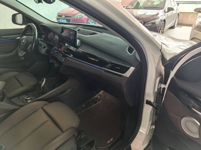 BMW X1 2021 car image #5
