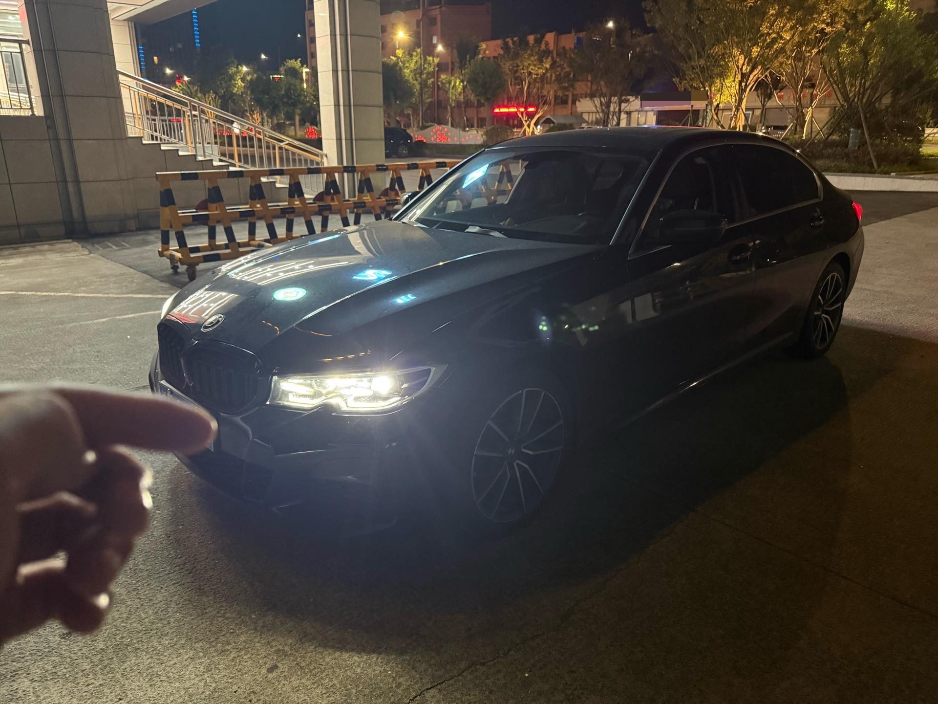BMW 3 Series 2022 car image 