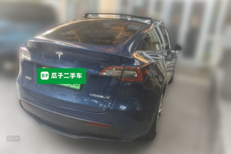 Tesla Model Y 2021 car image #7
