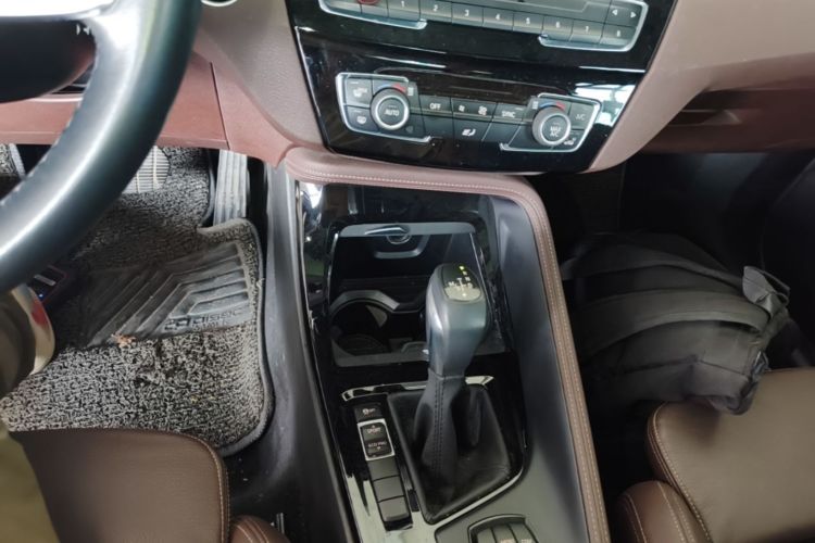 BMW X1 2019 #14 BMW X1 2019 car image #14