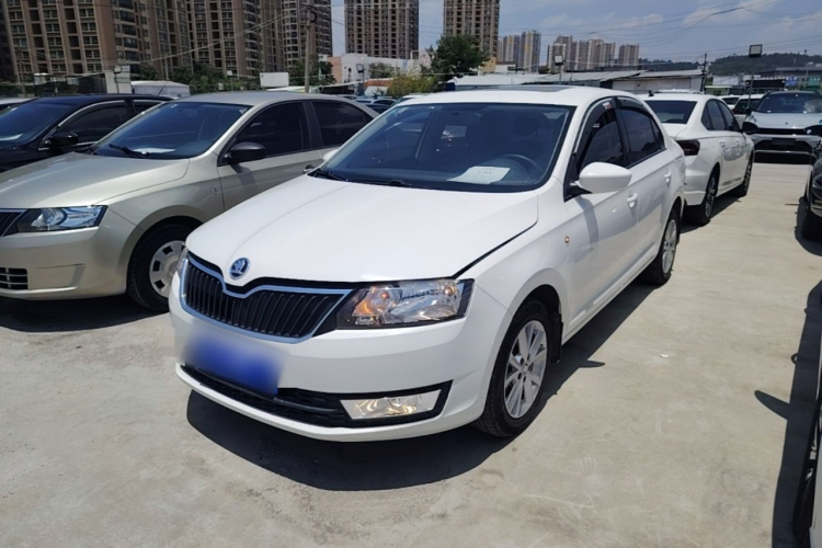 Skoda Rapid 2016 image de voiture #2
