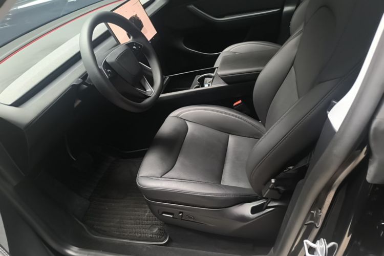 Tesla Model Y 2025 #15 Tesla Model Y 2025 immagine di auto #15