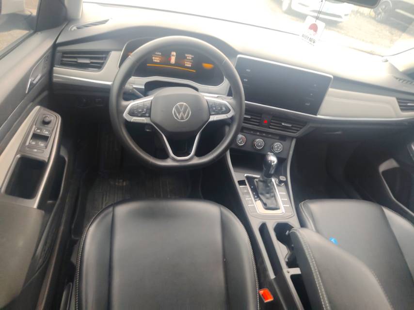 2023 car image #4