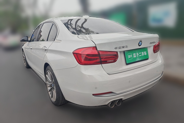 BMW 3 Series 2019 #5 BMW 3 Series 2019 car image #5